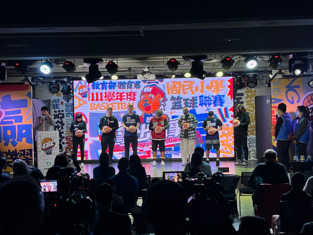 典空間 | 台北場地租借 | 記者會場地 | 會議場地 | 展覽空間 | 尾牙場地 | 活動會場 |