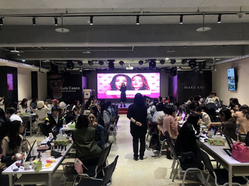 台北場地租借 | 典空間：專業記者會場地、會議場地、展⁠覽⁠空⁠間